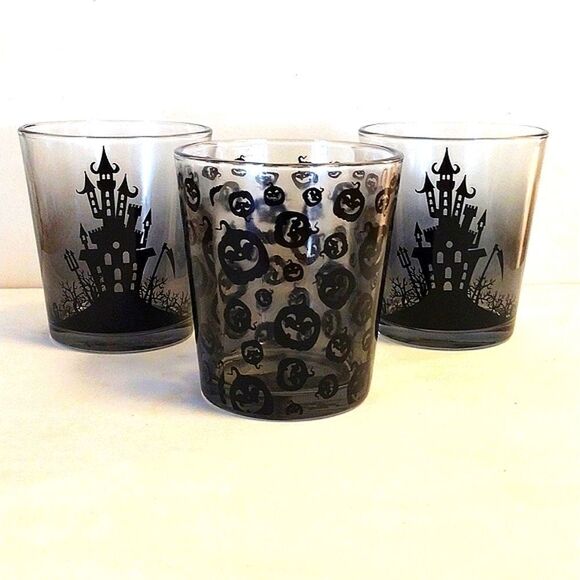 Black Frosted Spooky Halloween Printed 4" Glass Tumblers Set of 3 NWT - Picture 9 of 16